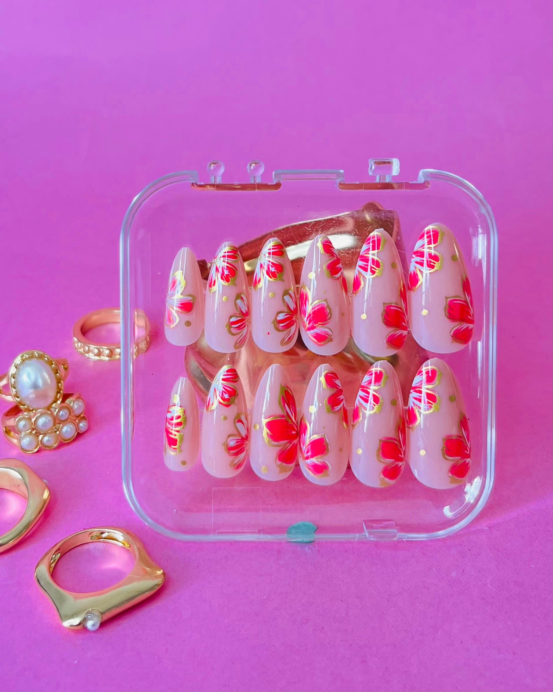 Scarlet Poppy Almond